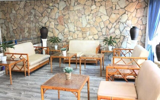 Hostal Univers