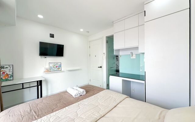 Siris Niko Residence