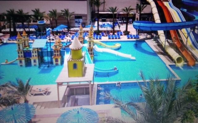 Hurgada Mirage Beach Chalet & Aqua Park