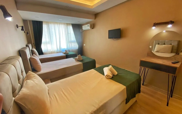 Ulubat Castle Hotel