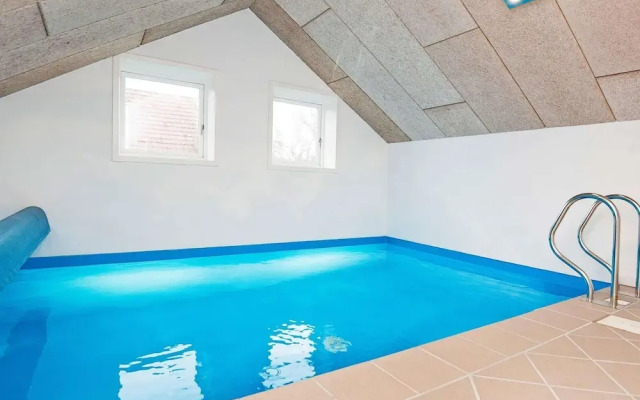 10 Person Holiday Home in Juelsminde-by Traum