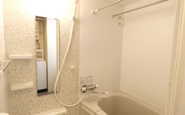 Alpha Square Minami 6 Jo 401