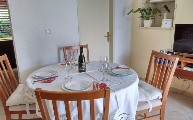 Dinko - 20 m From sea - H