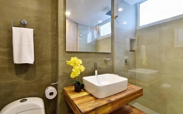 Kona Apartments