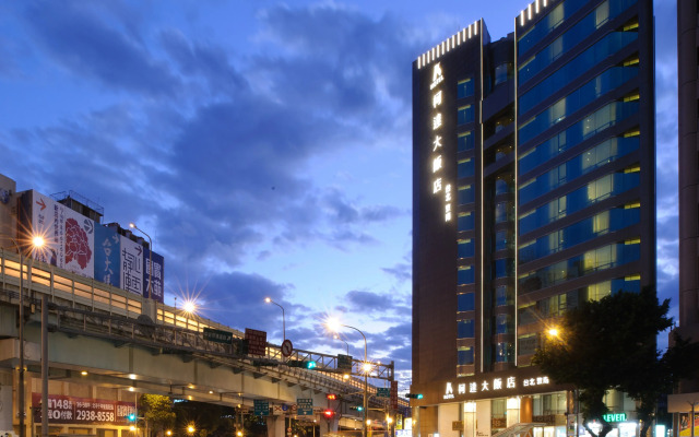 K Hotels Dunnan