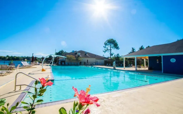Sweetwater at Lake Conroe by VRI Resort