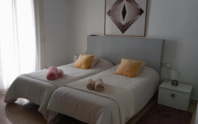 Sea front apartment in Puerto Banús