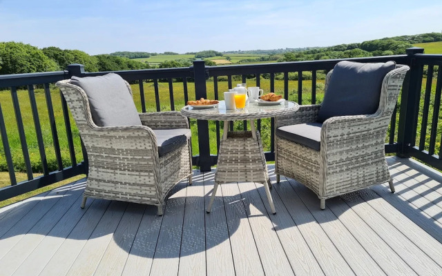 Vendee Lodge