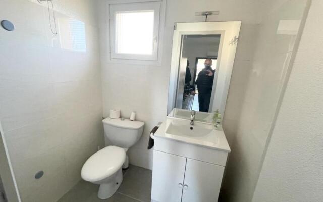 Bel appartement à 300 mètres de la plage +parking