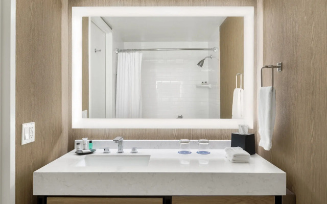 Sheraton Cerritos Hotel