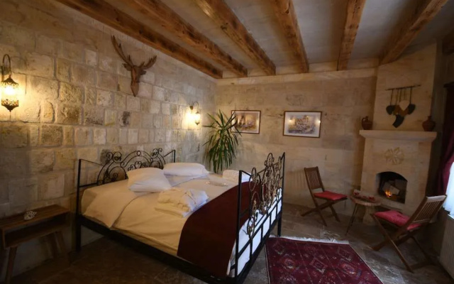 Lavinia Cappadocia