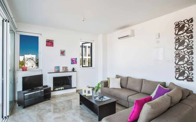 Protaras Pearl Pe16