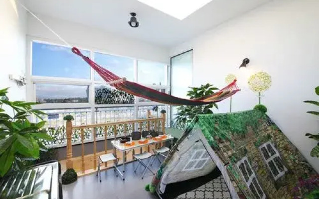 Gangneung Gyeongpodae Villa