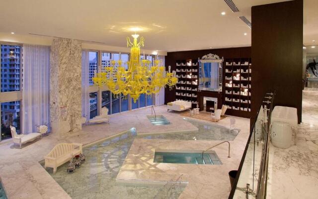 Deluxe 5 Star Condo Iconbrickell@25Th, Free Spa/Gym/Pool