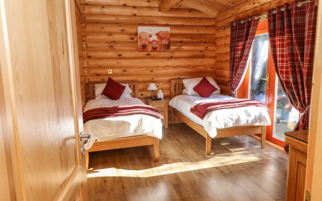 Rowan Lodge