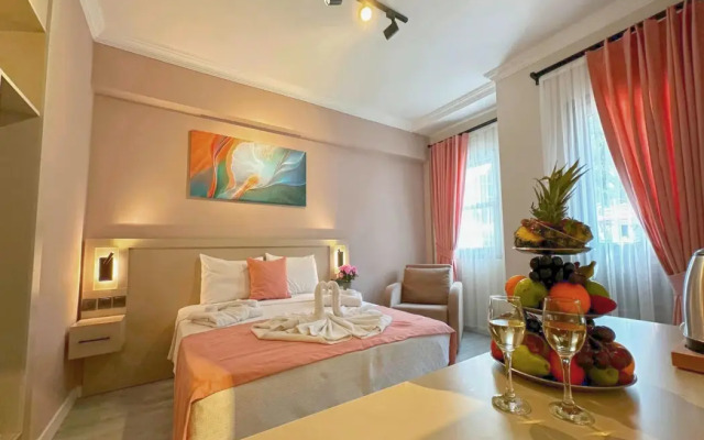 Casa De Levi̇ssi̇ Hotel Oludeni̇z