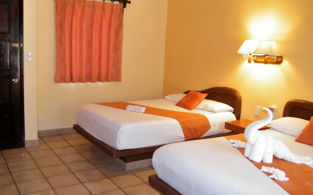 Hotel Lunasol