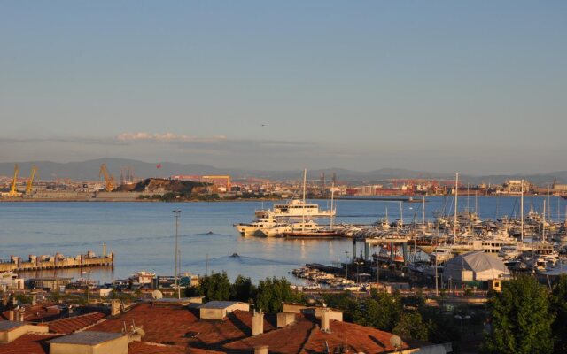 Inera Hotel Pendik