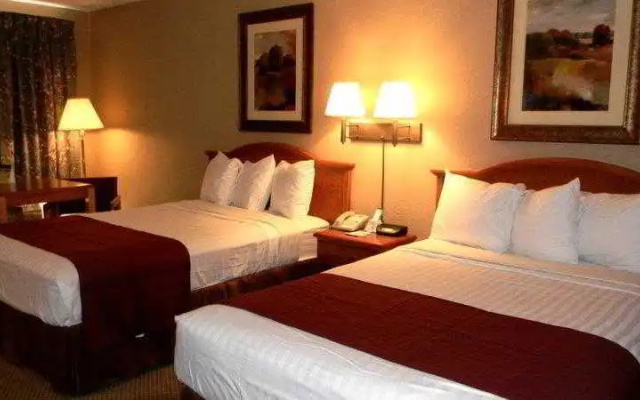 The Parkwood Inn & Suites
