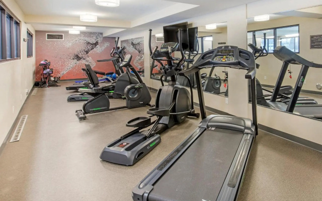 Country Inn & Suites by Radisson, Grandville-Grand Rapids West, MI