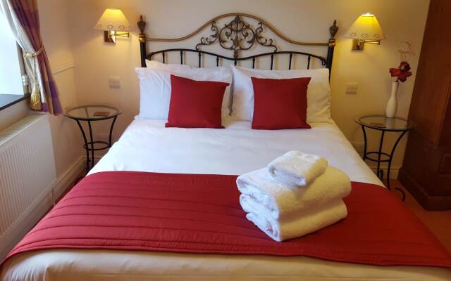 Walnut Tree Hotel