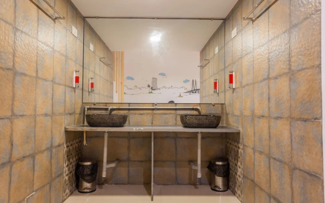Nap Manor Hostels