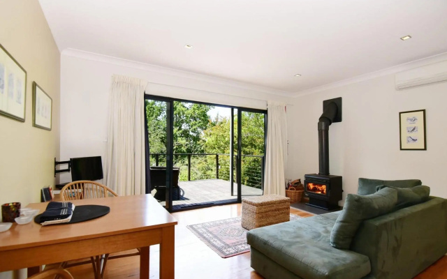 Cloudsong Chalet 3 - Close to the village centre! – Guest Rooms – Kangaroo Valley