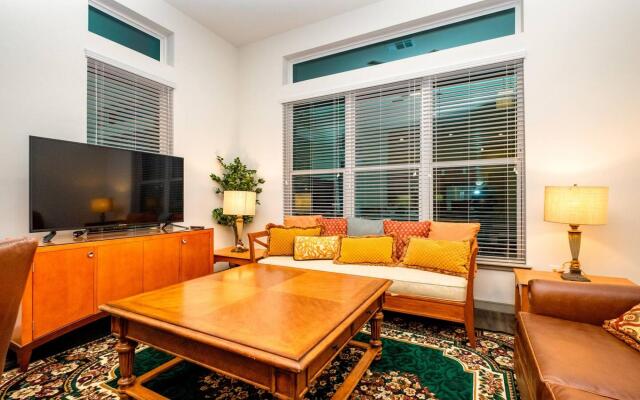 Huge Condo Great Price I Downtown Houston