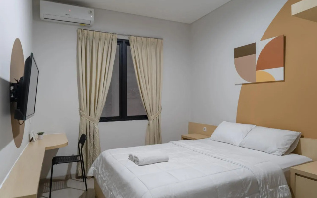 UROOMS Panglima Polim – Guest Rooms – Jakarta