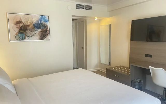 Garden Inn & Suites