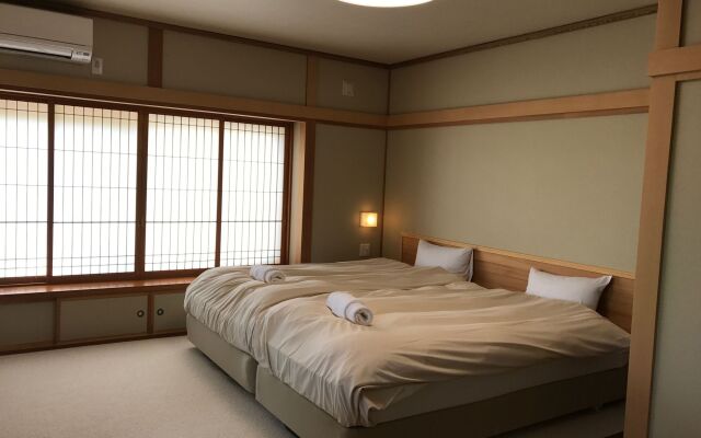 Tsuru Apartments