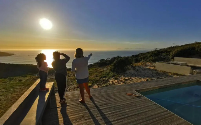 Romansbaai Moksha