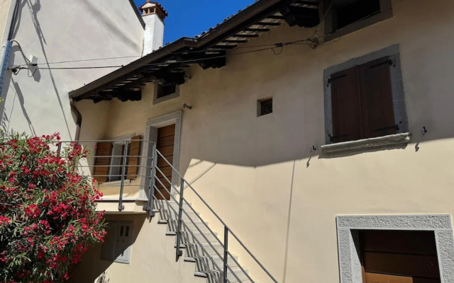 SMARTnoOK Rooms & Apartment