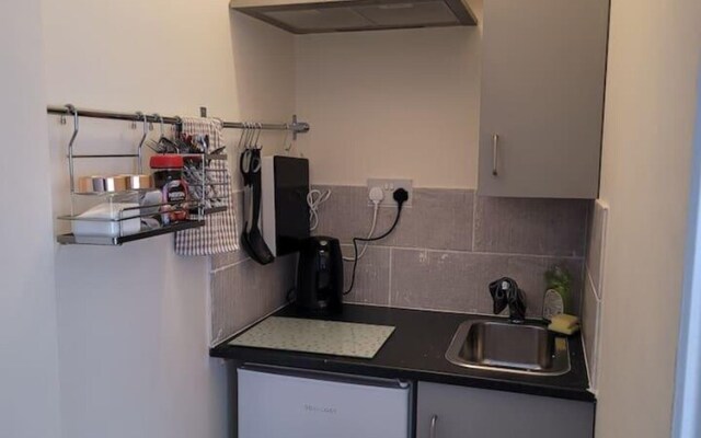 Stunning Studio in Reading Town Centre