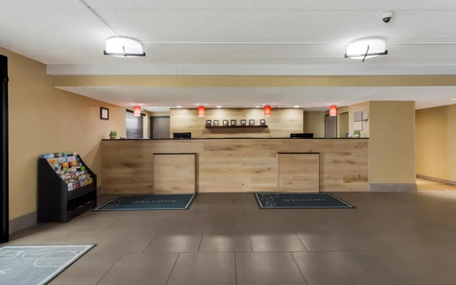 Hampton Inn Lincoln Airport I8