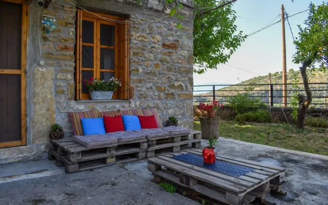 Coastal Stone Hideaway With Stunning Scenery