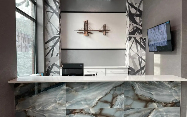 Casa Blanca Hotel Brooklyn