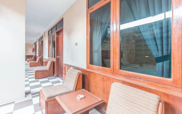 OYO 94759 Hotel Taman Cibinong