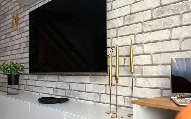 Династия на улице Весны 25