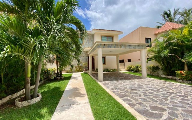 Casa Arnold - Luxurious 4 bedroom villa with pool
