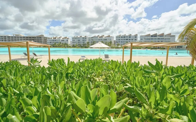 Luxury Escape Private Jacuzzi, Beach, Punta Cana Sleep 5