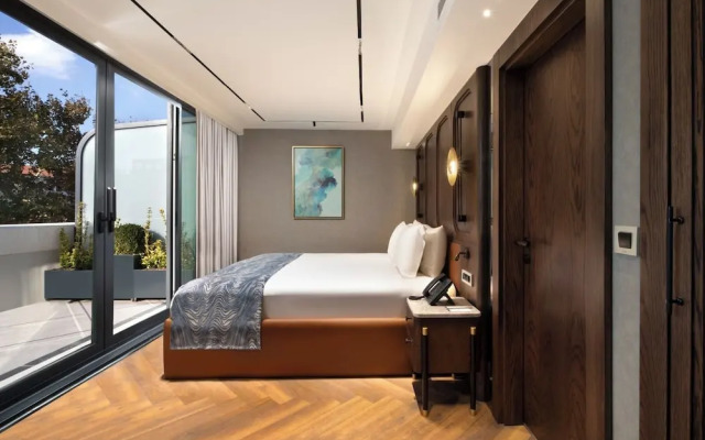 Bentley Hotel Old City