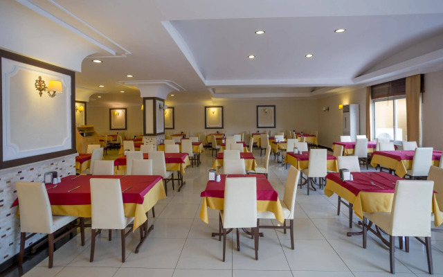 Limoncello Sandy Beach Hotel