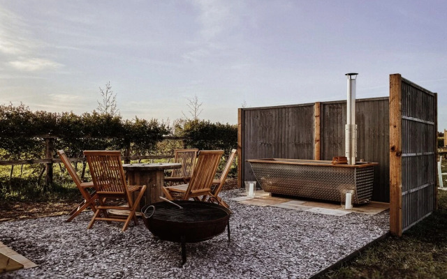 Fenland Retreats at Willow Grange Farm