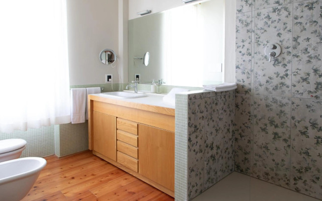 Luxury Estate on the Hills of Lake Garda