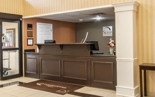 Sleep Inn & Suites