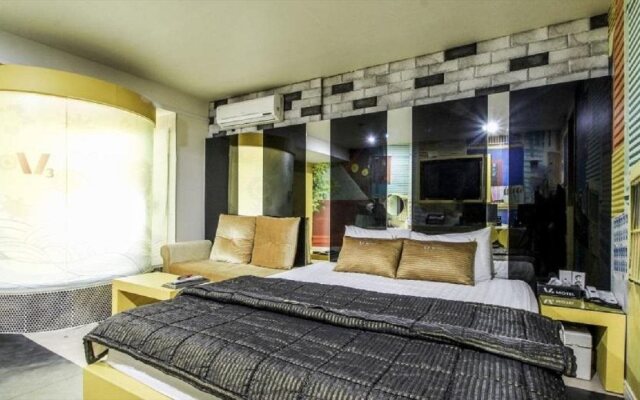 V3 Motel
