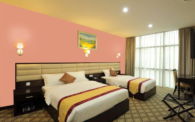 Hallmark Crown Hotel