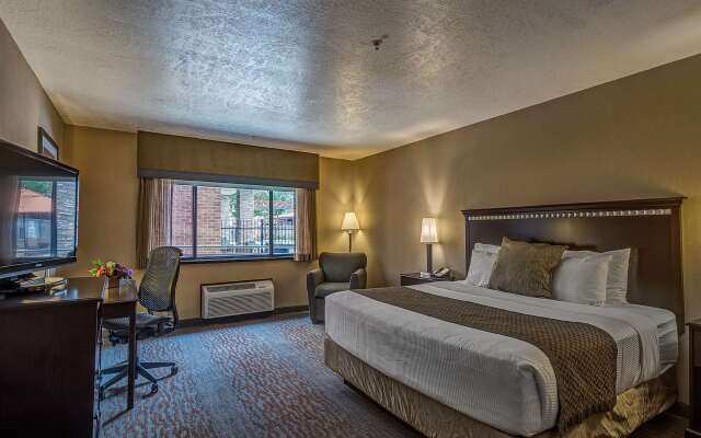 Best Western Plus Canyonlands Inn