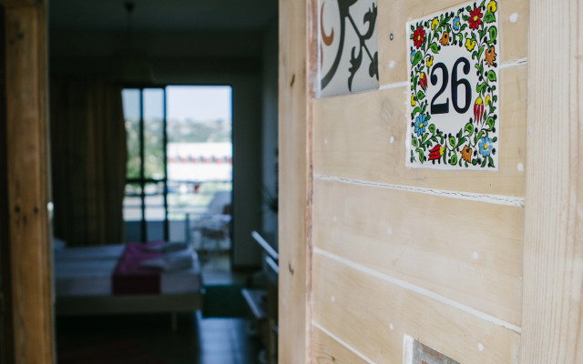 Gorgona Studios and Apartments